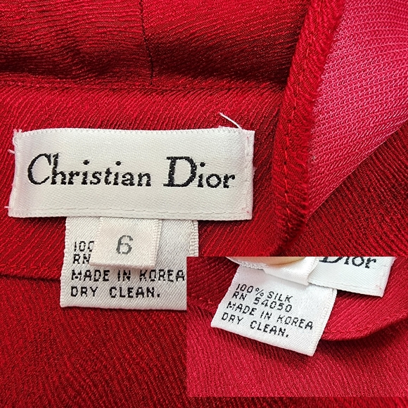 Dior. Vintage, Red 100% Silk Blouse w/ French Cuffs. Size: 6 - Picture 2 of 8